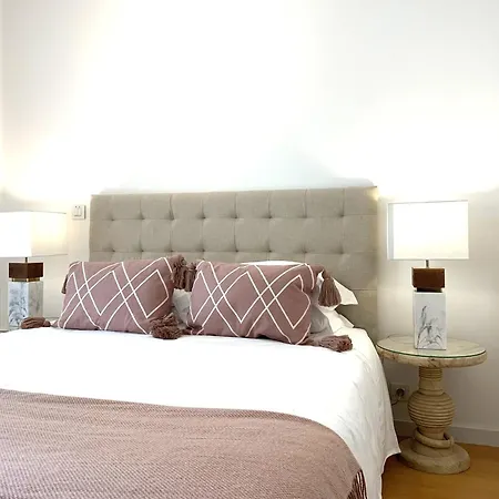 Διαμέρισμα Mm1 Cosy & In Baixa With Castle View And Free Parking!