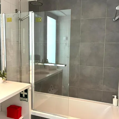 Mm1 Cosy & In Baixa With Castle View And Free Parking! Лиссабон