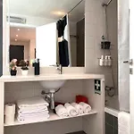דירה Mm1 Cosy & In Baixa With Castle View And Free Parking! ליסבון