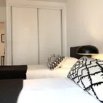 Mm1 Cosy & In Baixa With Castle View And Free Parking! דירה