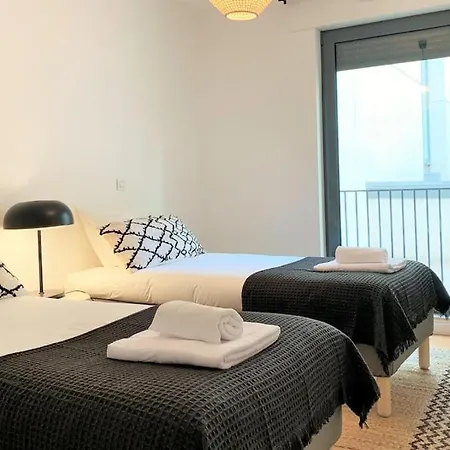 Mm1 Central Lisbon With Castle View And Free Parking! Lisbon