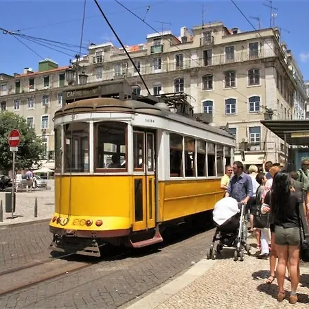Apartment Mm1 Central Lisbon With Castle View And Free Parking! *