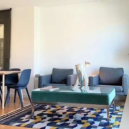 Mm1 Central Lisbon With Castle View And Free Parking! * Lisbon