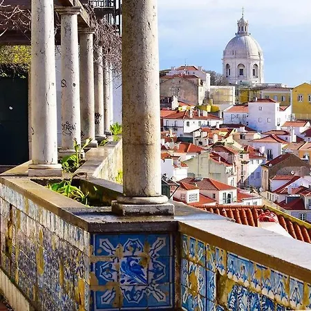 Mm1 Central Lisbon With Castle View And Free Parking! Lisbon