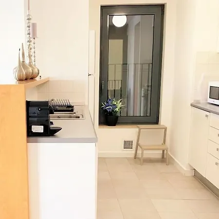 Apartment Mm1 Central Lisbon With Castle View And Free Parking! Lisbon