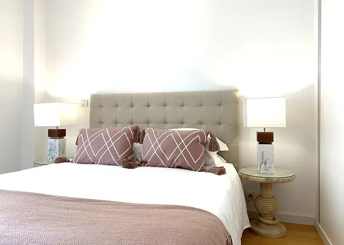 아파트 Mm1 Cosy & In Baixa With Castle View And Free Parking!