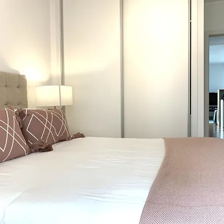 Mm1 Cosy & In Baixa With Castle View And Free Parking! Lizbona